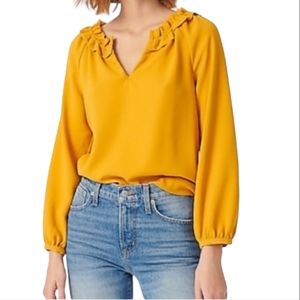 NWT J Crew Drapey Ruffleneck Slight V-neck Top in 365 Crepe Size Medium